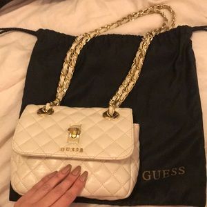 GUESS Hand bag